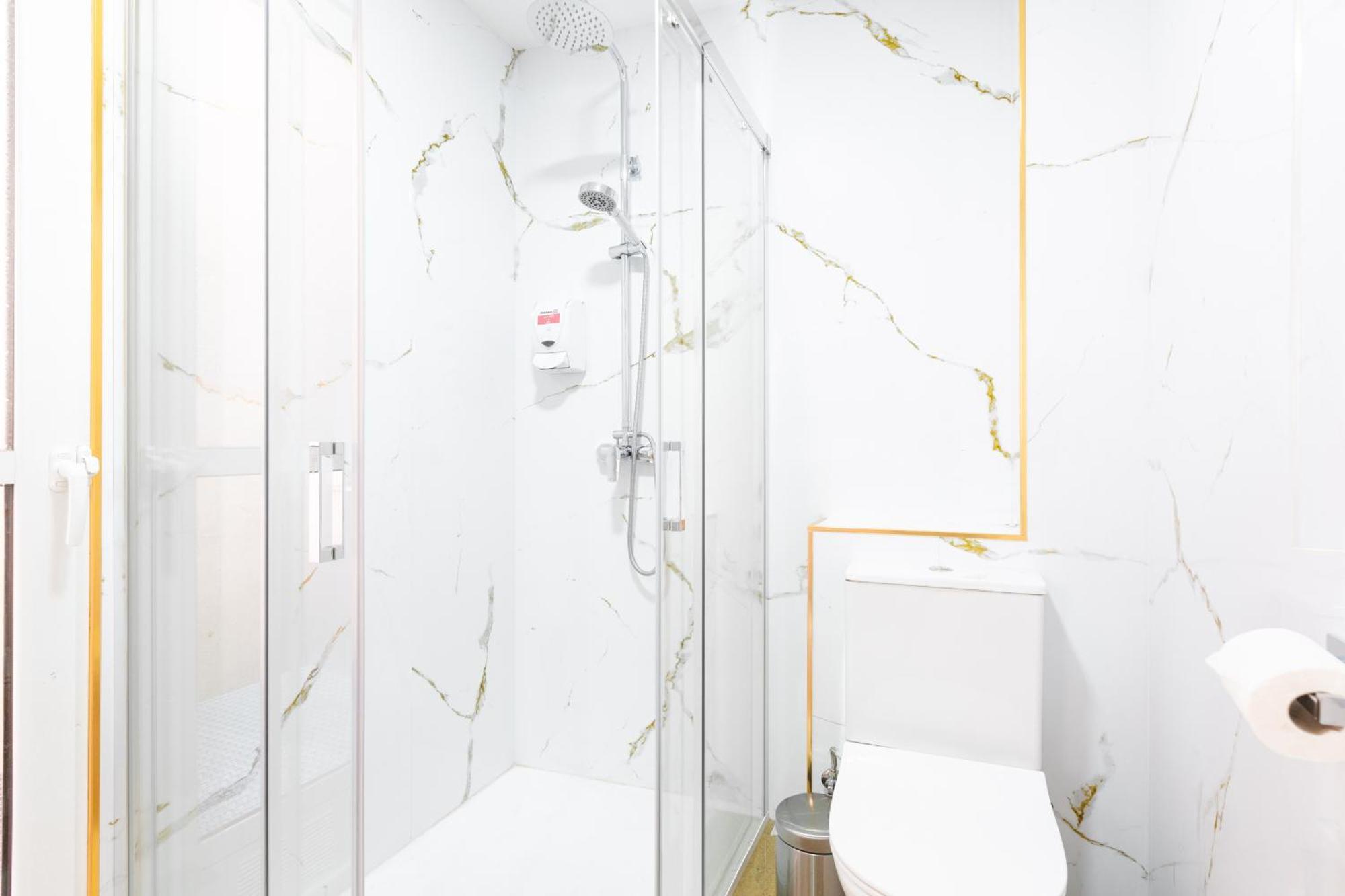 Puerta Del Centro Apartment Malaga Ngoại thất bức ảnh