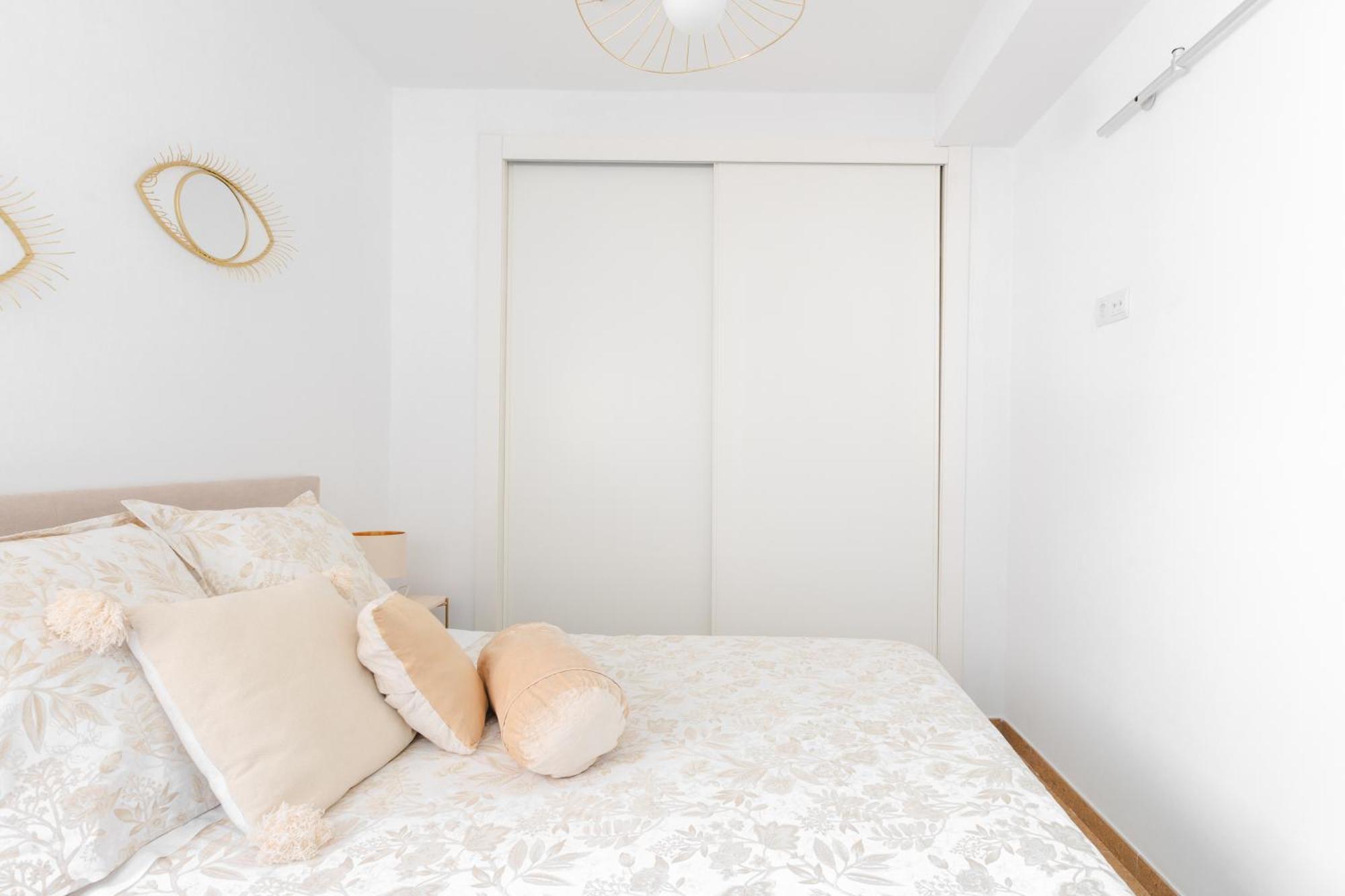 Puerta Del Centro Apartment Malaga Ngoại thất bức ảnh