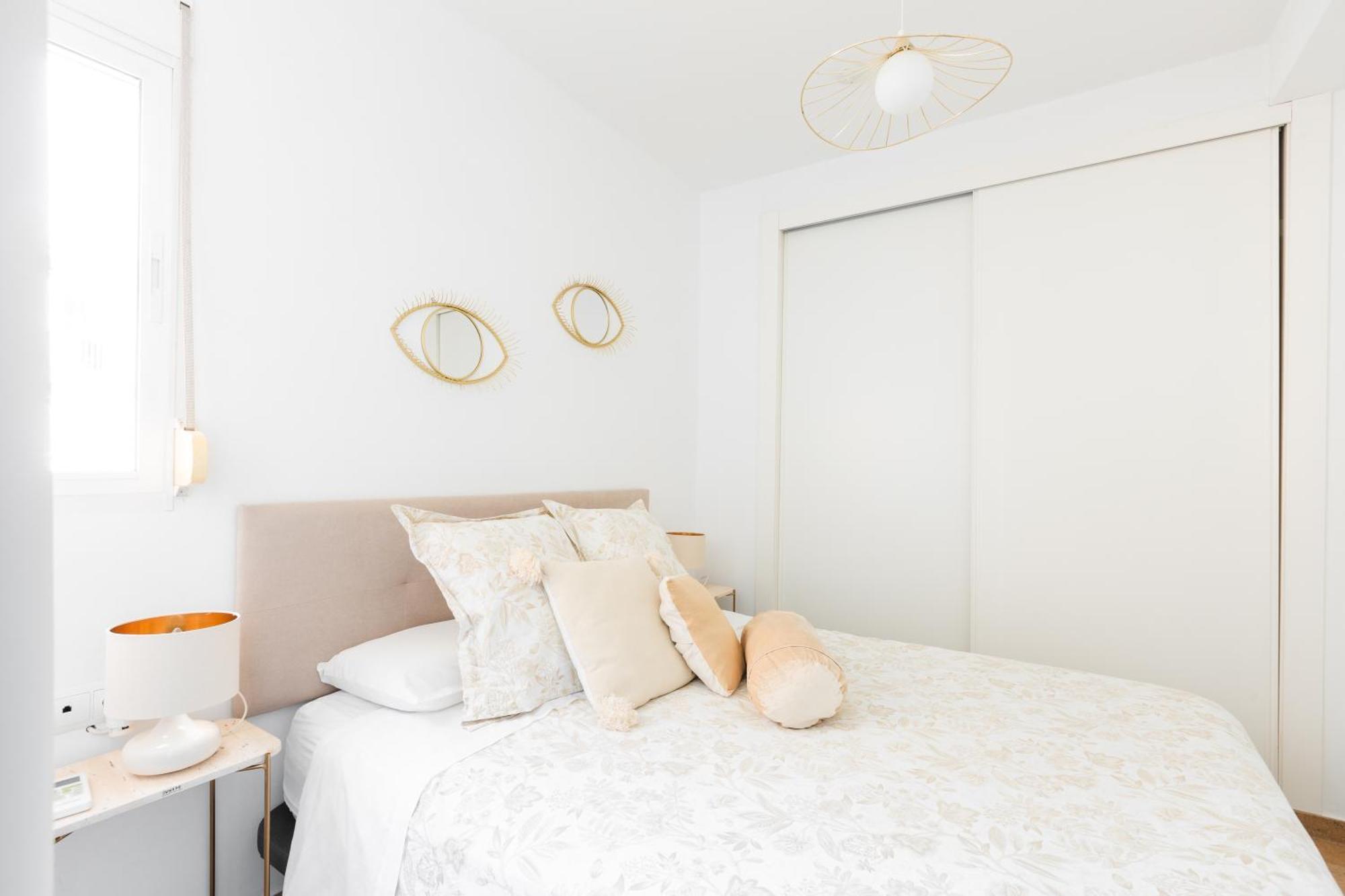 Puerta Del Centro Apartment Malaga Ngoại thất bức ảnh