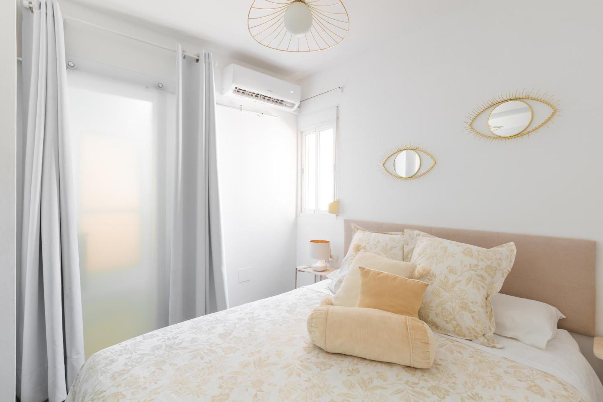 Puerta Del Centro Apartment Malaga Ngoại thất bức ảnh