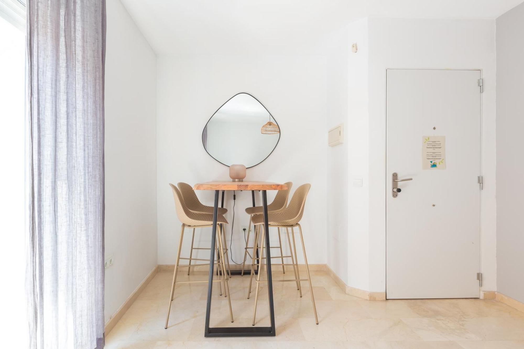 Puerta Del Centro Apartment Malaga Ngoại thất bức ảnh